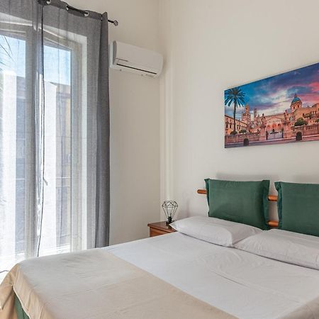 I Mori-Holiday Apartment Palermo Exterior photo
