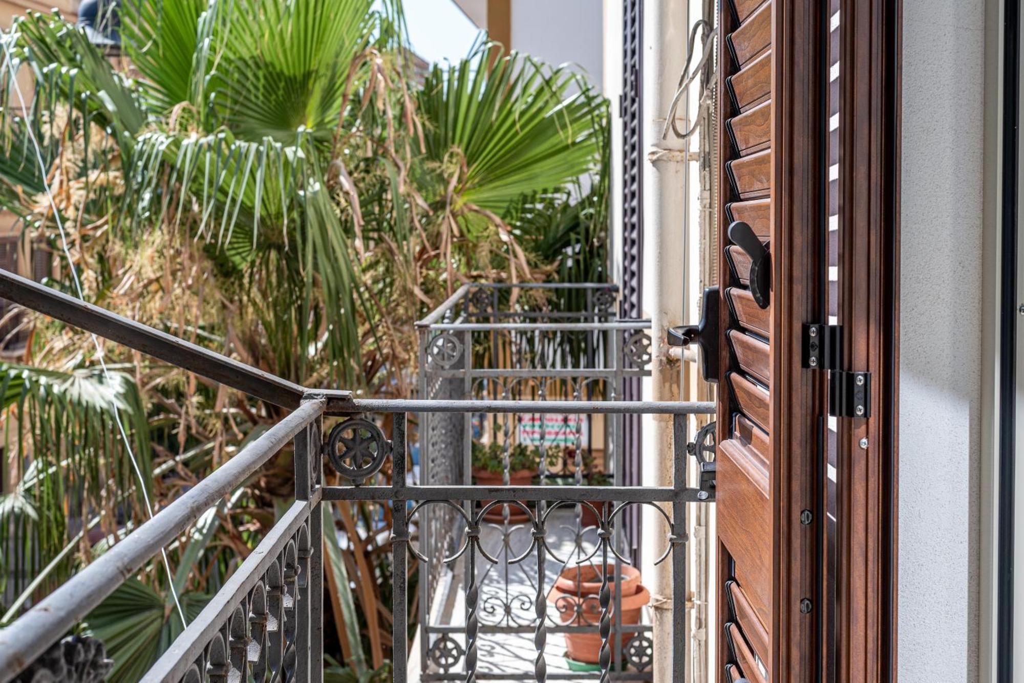 I Mori-Holiday Apartment Palermo Exterior photo